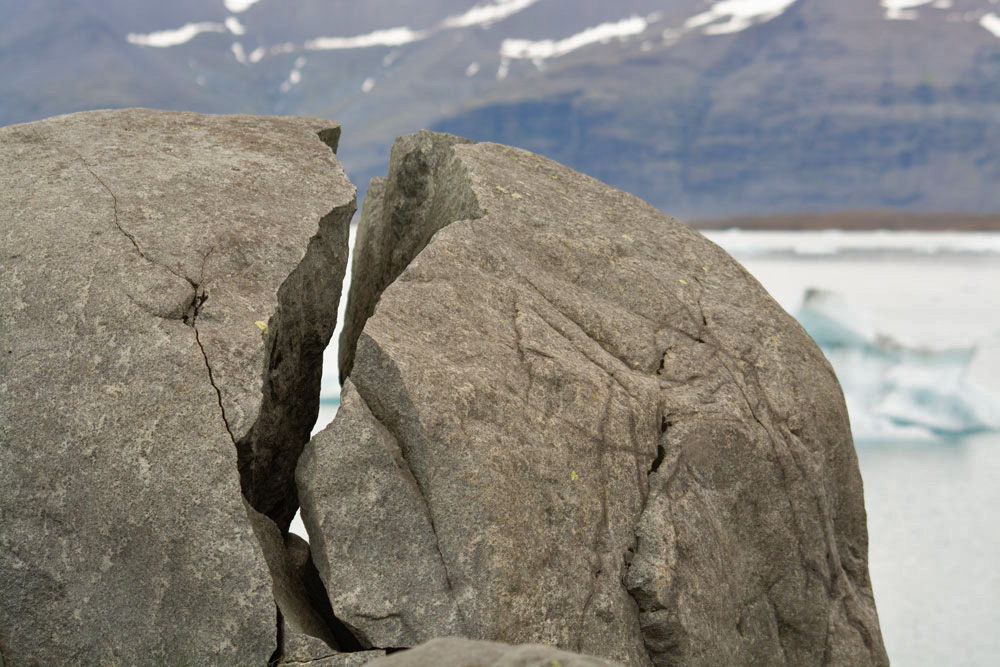 stollingsgesteente gevormd door magma, water en ijs, Ijsland